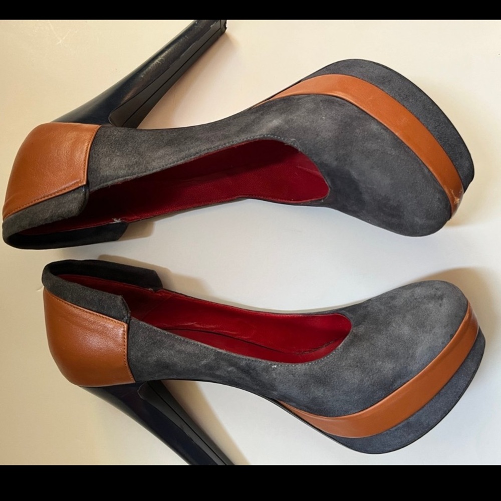 Chanel high heels - Picture 2 of 11